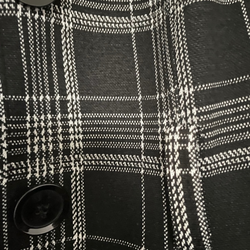 Le Chateau Belted Plaid Coat - Picture 5 of 11